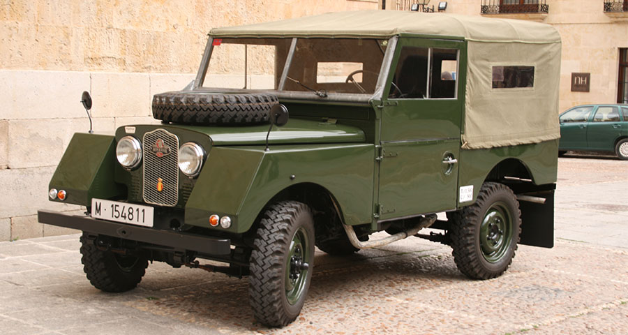 Land Rover Minerva - Top 4 Classic Cars to Invest in in 2018